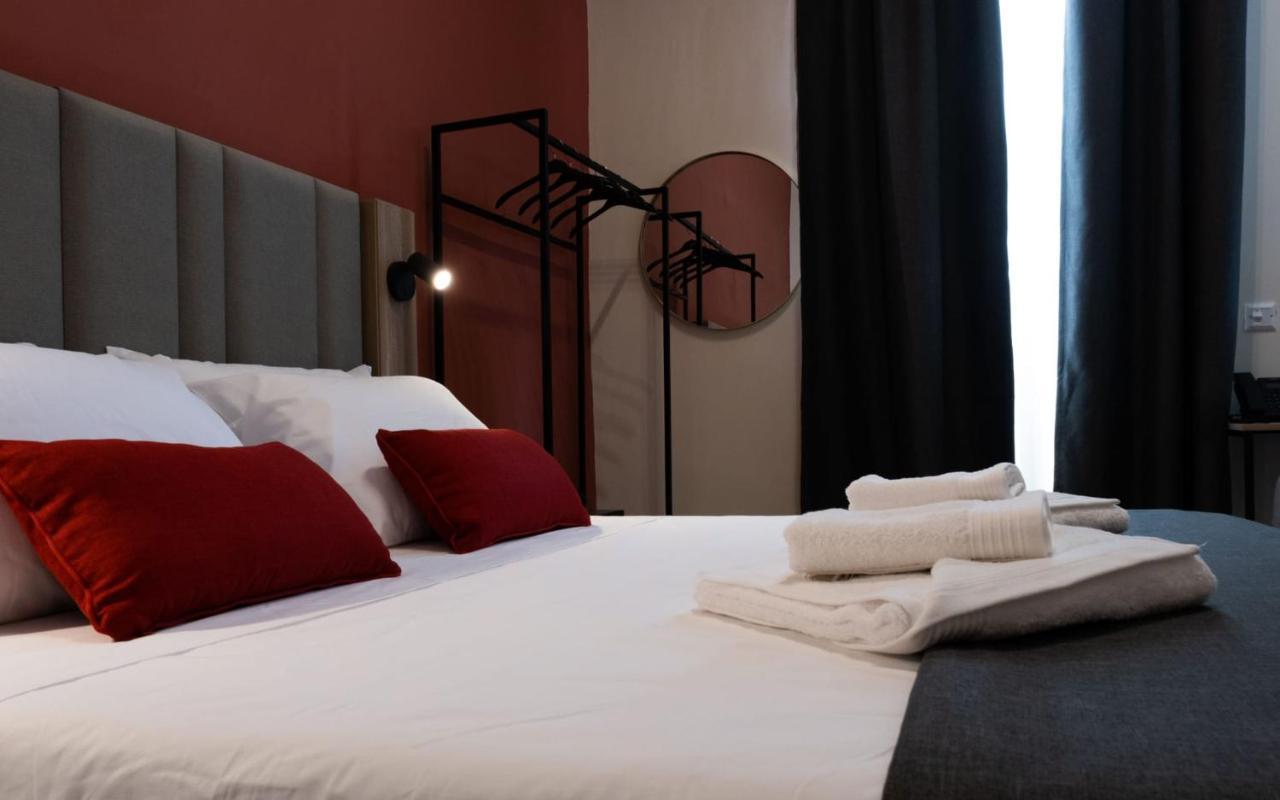 Mulberry Suites Валетта Экстерьер фото