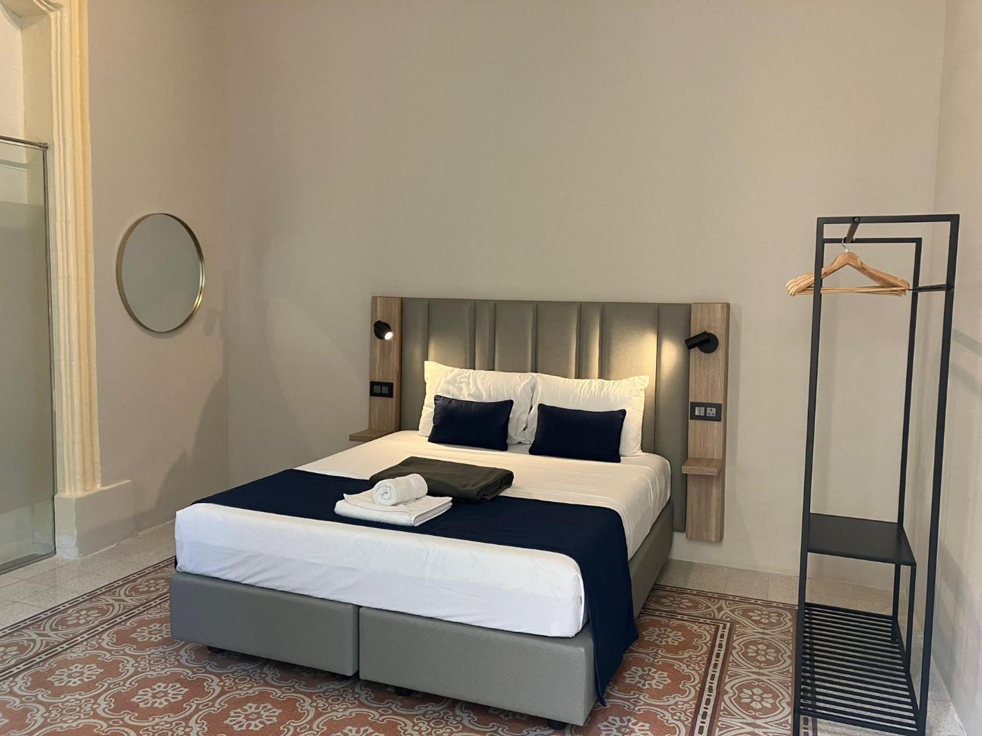 Mulberry Suites Валетта Экстерьер фото